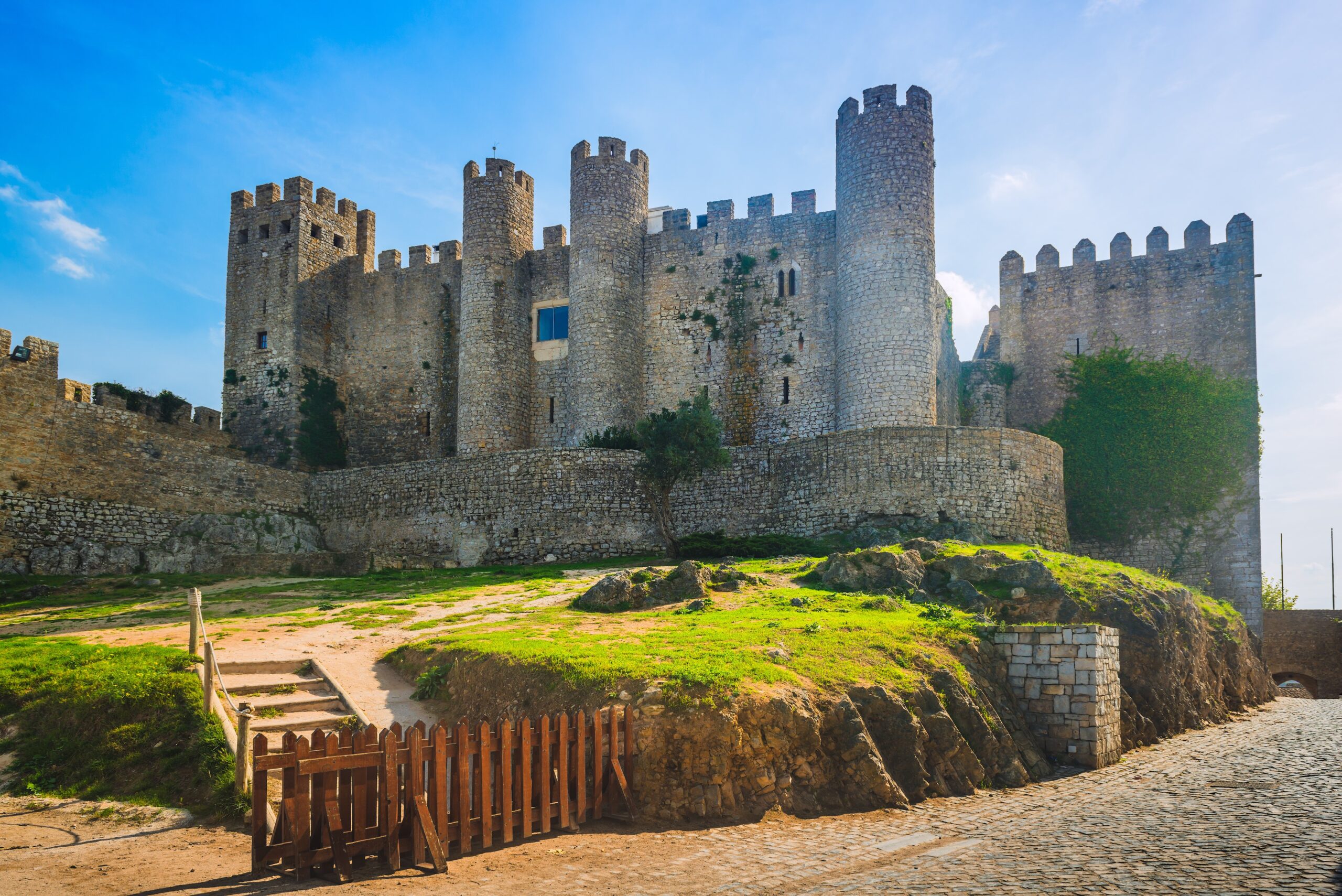 Óbidos, Portugal: A Journey Through History in a Charming Medieval Town