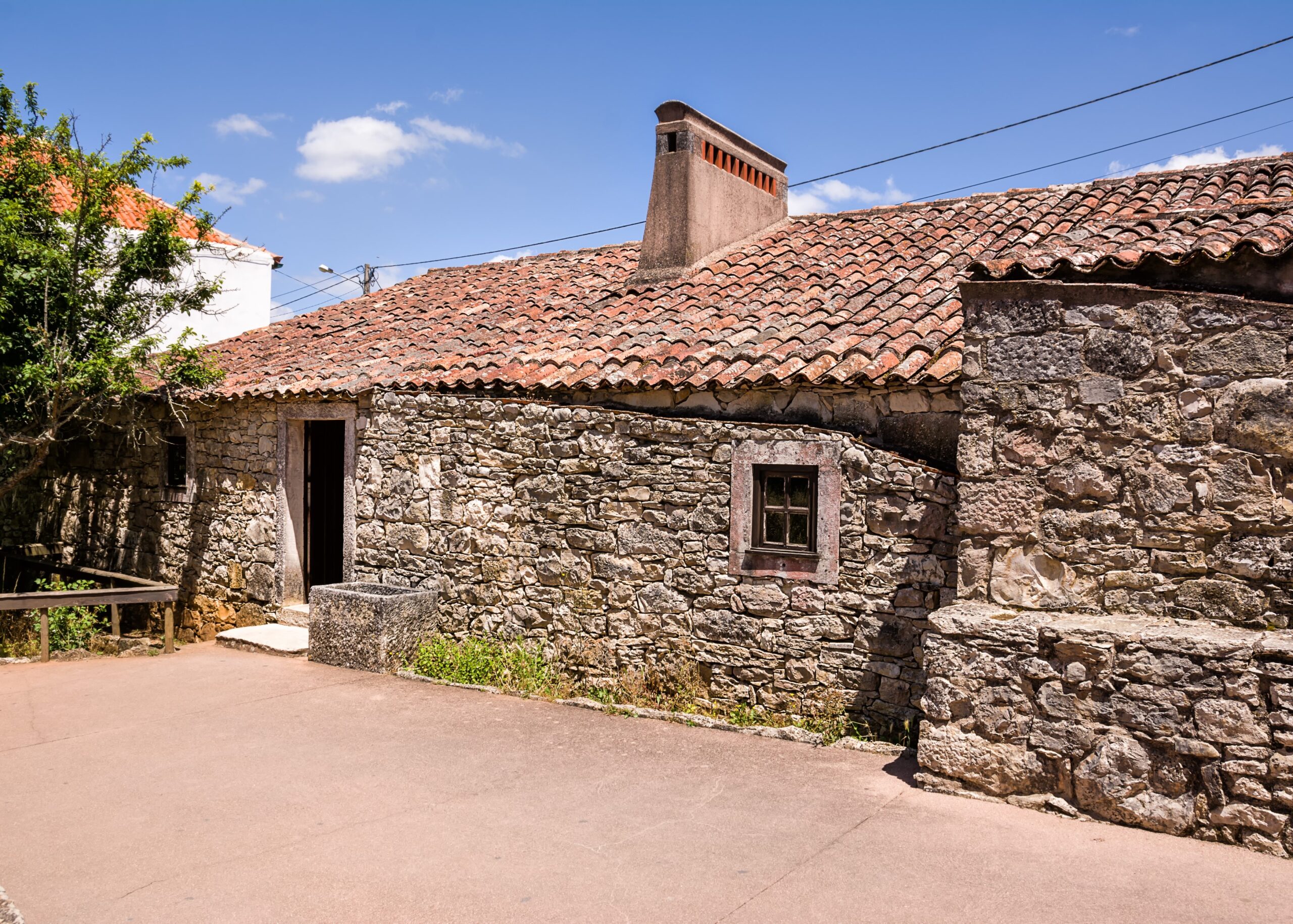 Valinhos: A Sacred Place of Reflection in Fátima’s Pilgrimage Path