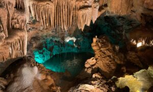 tours_mira_aire_portugal_caves